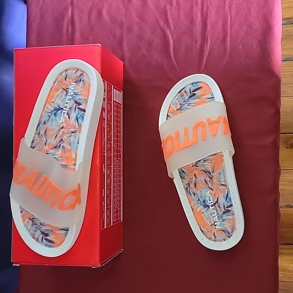 Womans Nautica Slides